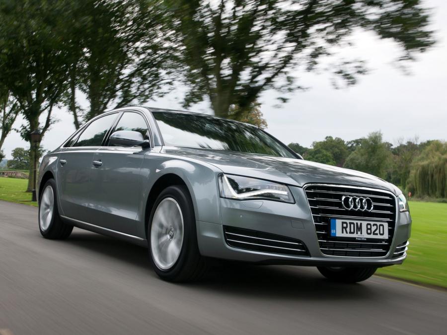  Audi A8 L 4.2 TDI (D4) 2010 года  (UK) (фото 2 из 5)